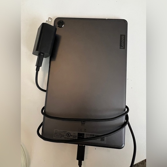 Lenovo Tablet TB-8505f - Picture 2 of 5